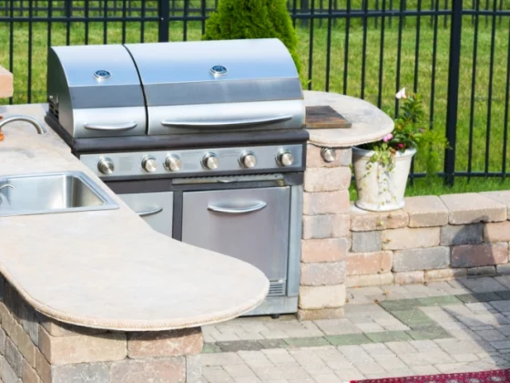 How to Secure Your Outdoor BBQ Cover from the Wind