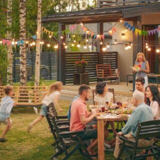 6 Easy Steps To Organise A Perfect Summer Garden Party