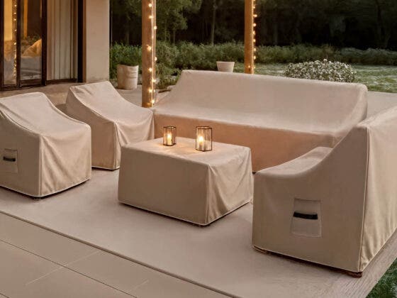 Valentine-Ready Outdoor Decor Ideas for Warm, Inviting Winter Evenings
