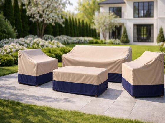 5 Best Types of Garden Furniture Covers for Rainy UK Gardens.